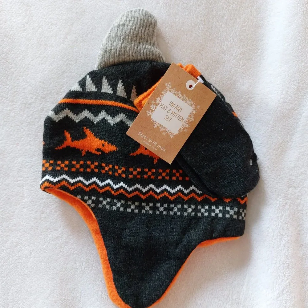 Addie & Sate Infant Shark Trapper Hat & Mitten Set, NWT